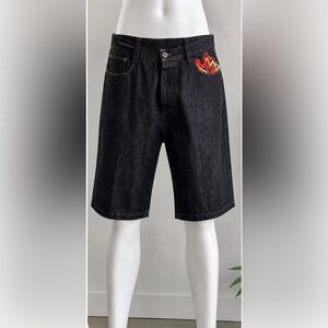 Coogi Men's Dark Wash Denim Shorts
Embroidered Pocket Streetwear Size W40 L15